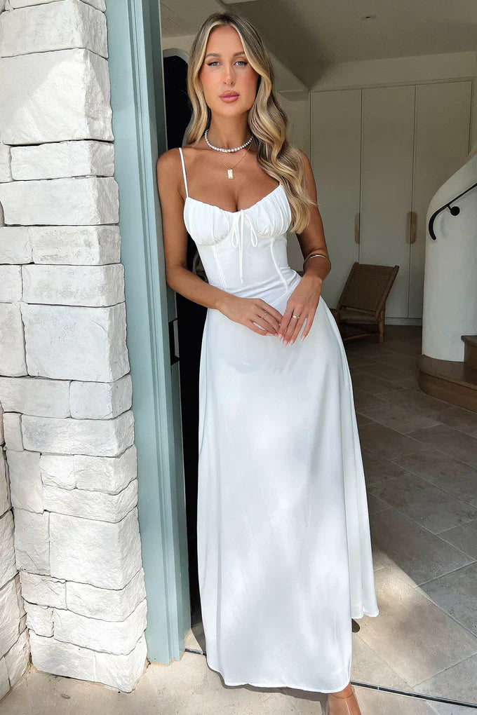 Elira - Feminine Summer Dress